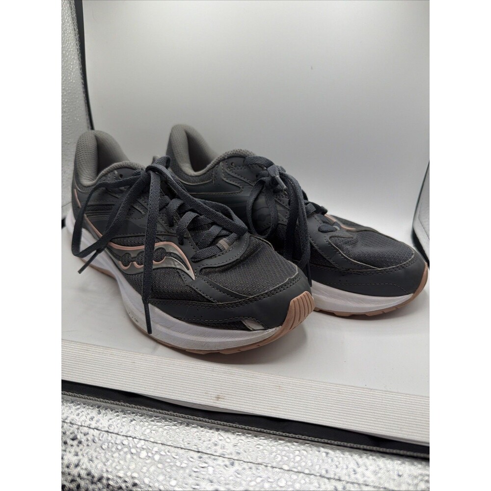 Saucony Cohesion 17 Women’s Wide Running Shoes 8.5W Gray S10944-101
